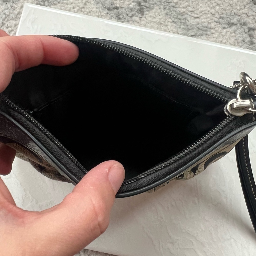 Coach Y2K Signature Leather Trim Wristlet Black Wallet Coin Purse Card Holder - Picture 8 of 11
